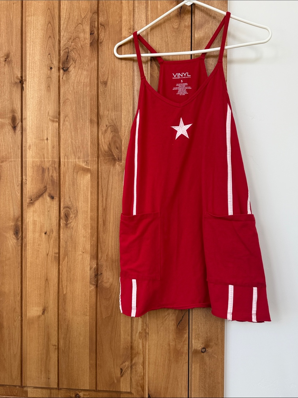Vinyl women’s Red Star Tank Dress - Sleeveless Pocket Top